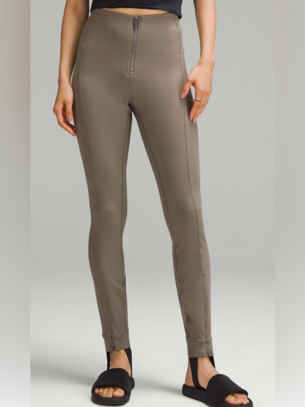 Lululemon Size Small Women's Pull-On Zip Front High Rise Pants